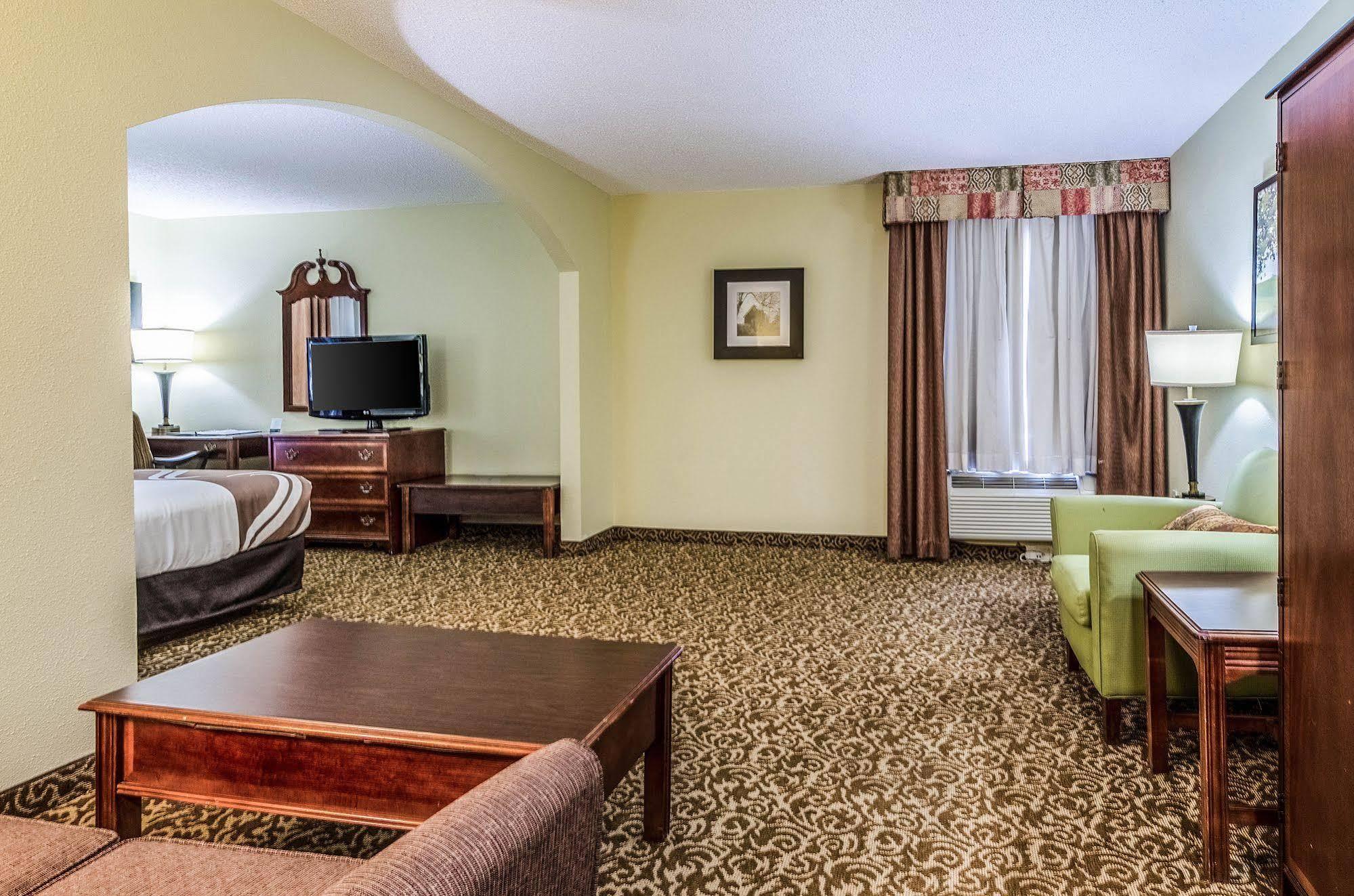 Quality Inn Whiteville North Экстерьер фото