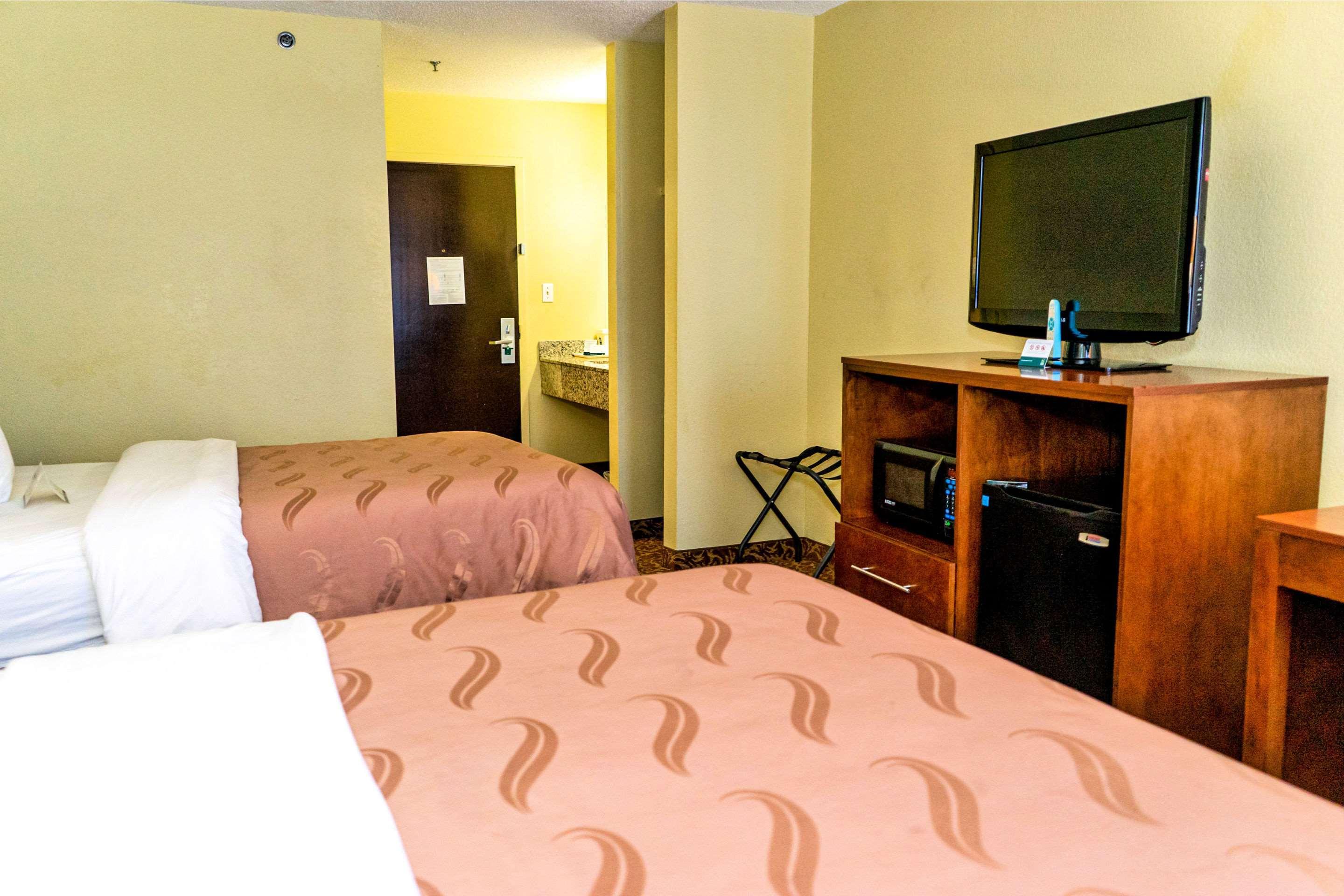 Quality Inn Whiteville North Экстерьер фото