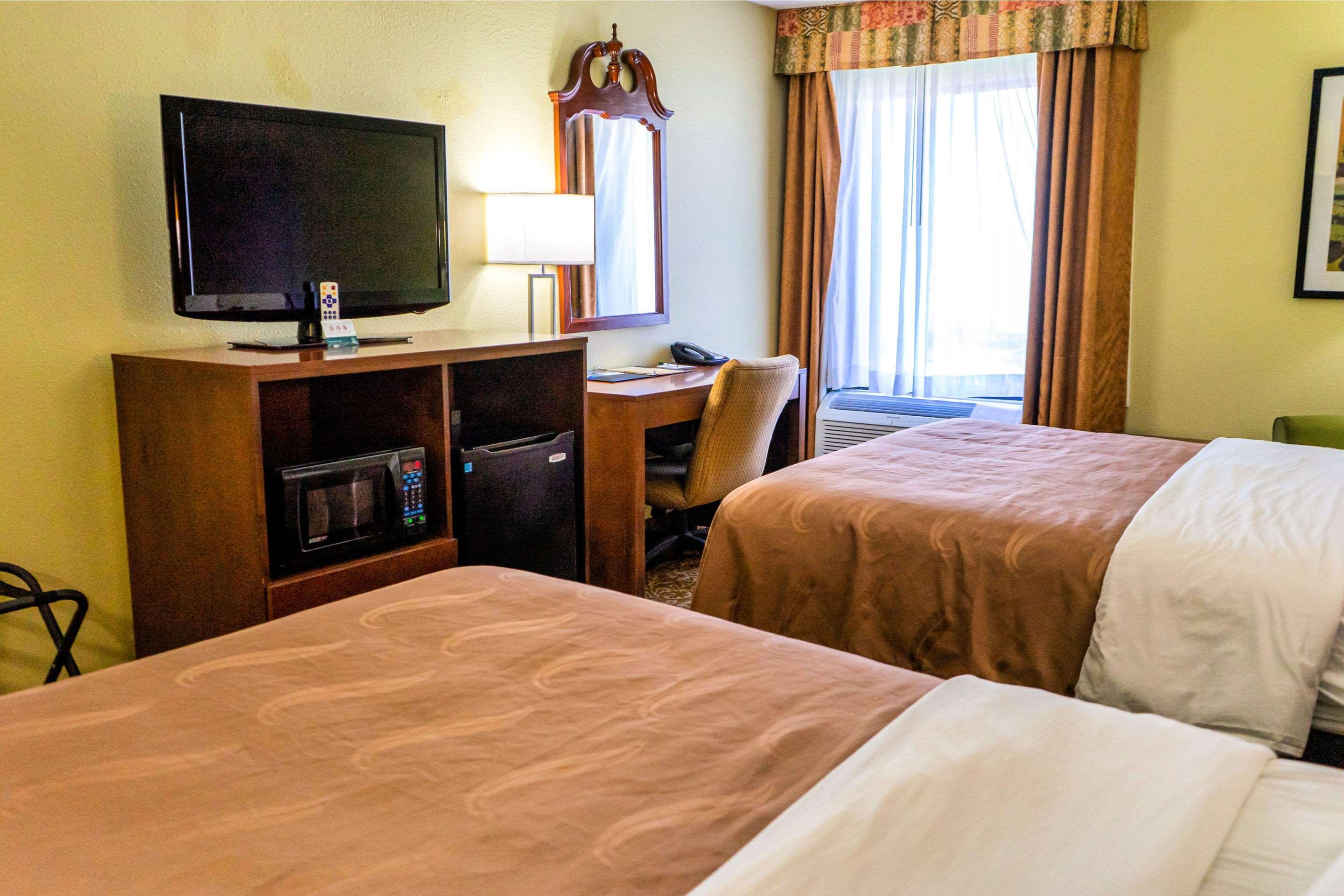 Quality Inn Whiteville North Экстерьер фото